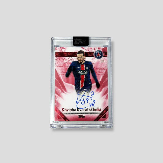 2024-25 Topps PSG Exhibition Khvicha Kvaratskhelia /5 Ruffled Auto